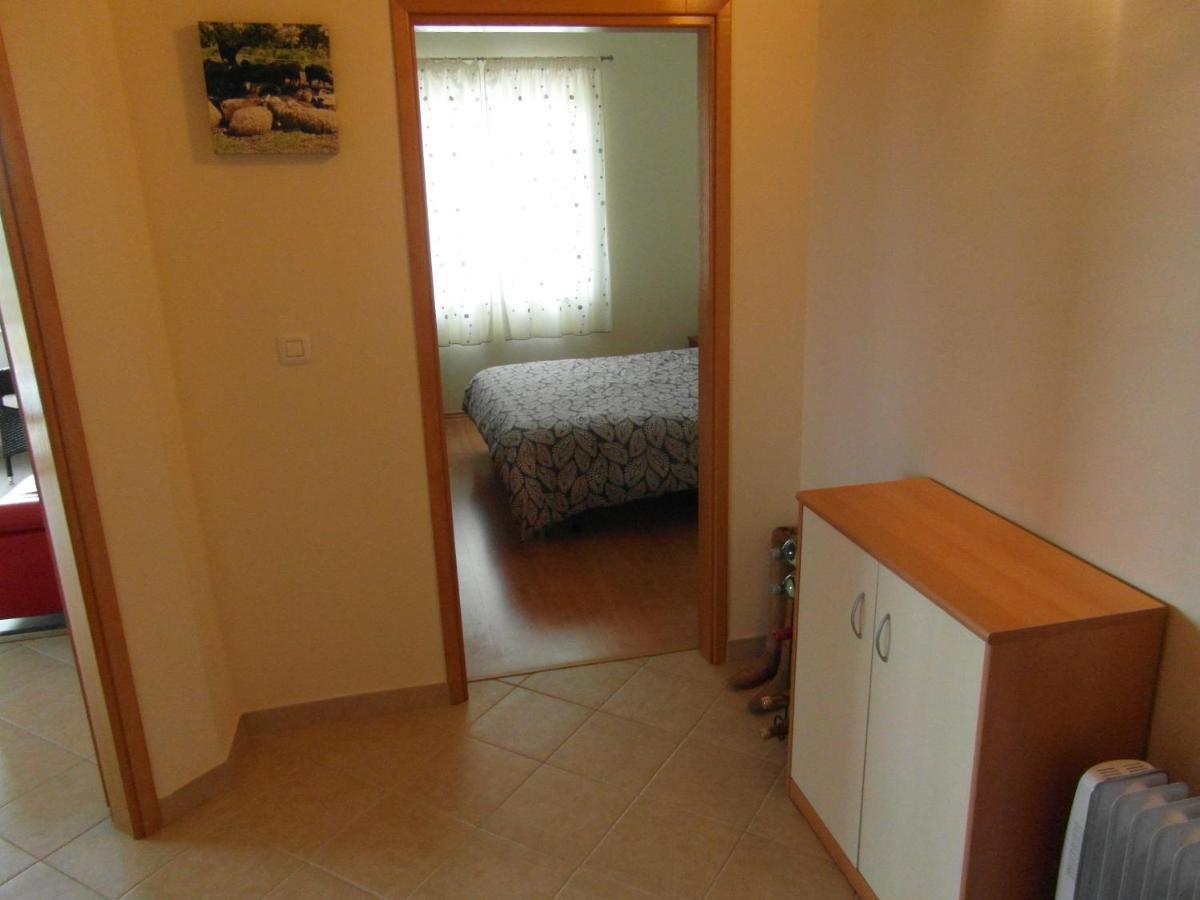 Bentley - Sea-View - 2 Bedroom Apartment Premantura Exterior foto