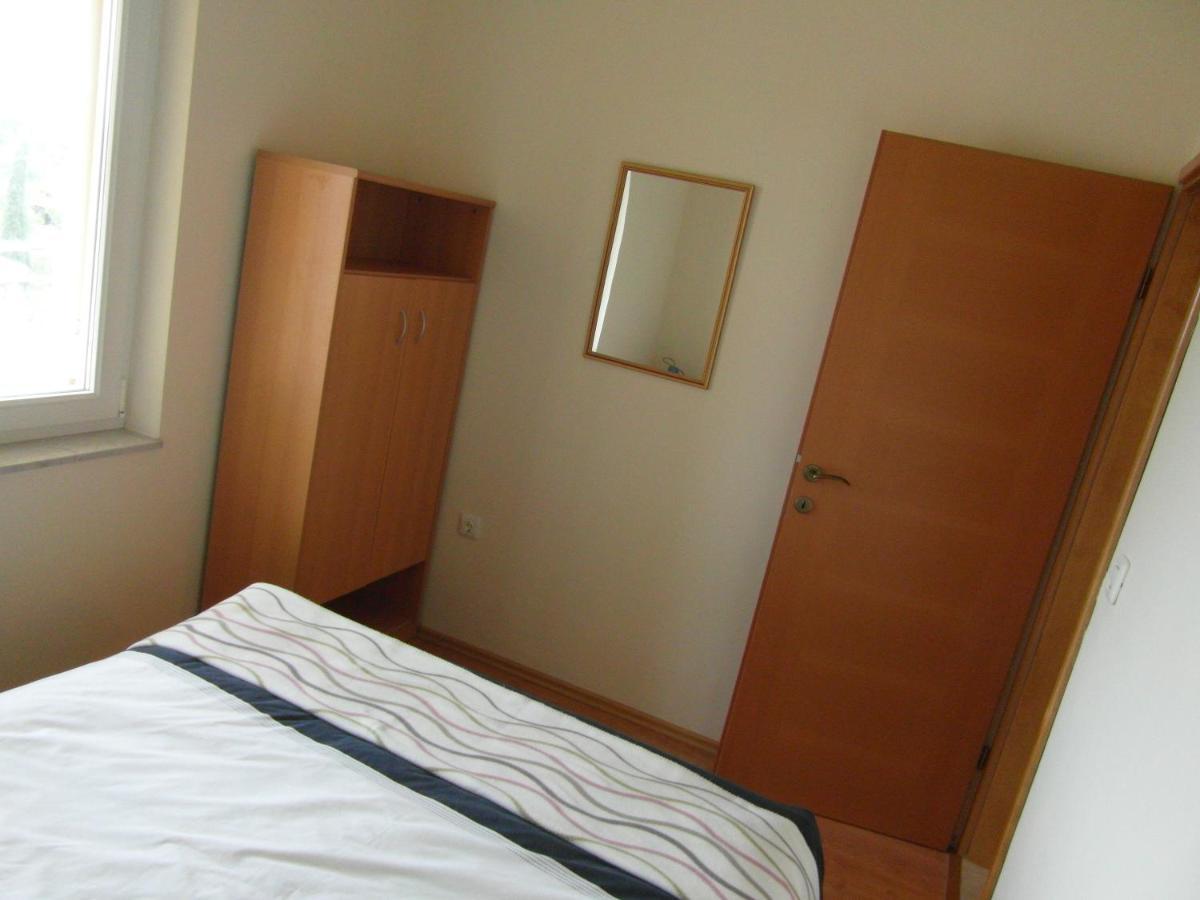 Bentley - Sea-View - 2 Bedroom Apartment Premantura Exterior foto