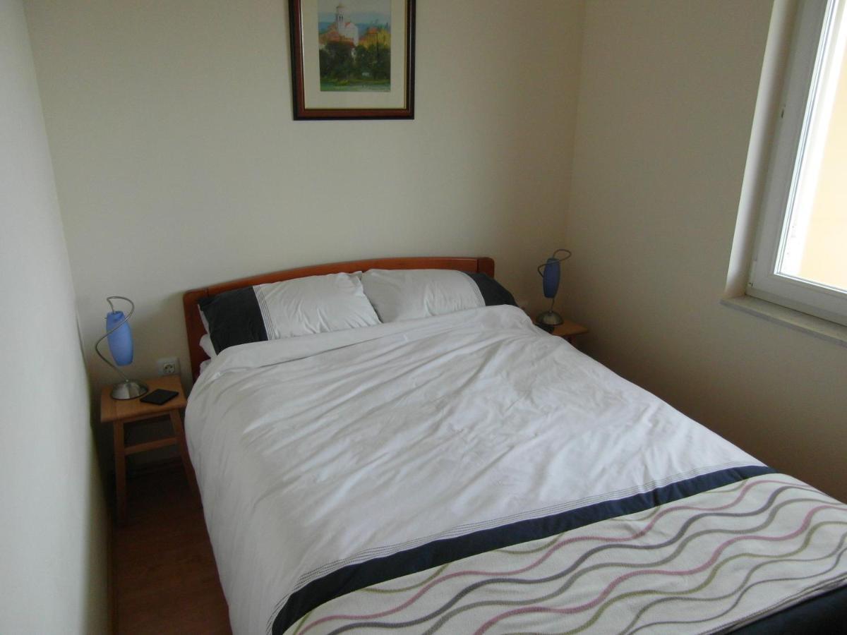 Bentley - Sea-View - 2 Bedroom Apartment Premantura Exterior foto